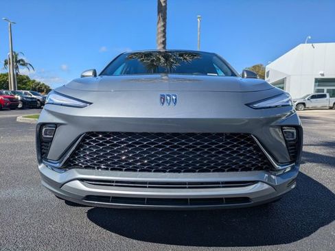 New 2026 Buick Envista Avenir image 9