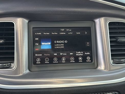 Used 2021 Dodge Charger SXT w/ Leather Interior Group RWD image 21