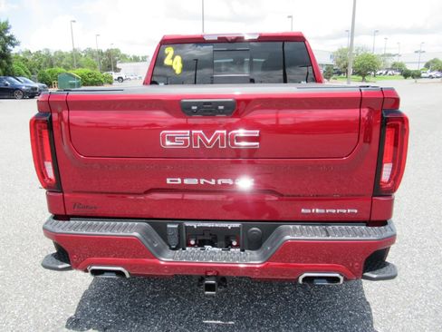 Used 2024 GMC Sierra 1500 Denali AWD/4WD image 6