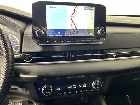 Used 2023 Mitsubishi Outlander SE image 21