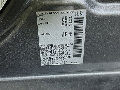 Used 2024 Nissan Altima 2.5 SV image 12