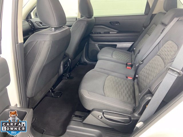 Used 2025 Nissan Pathfinder S FWD image 18