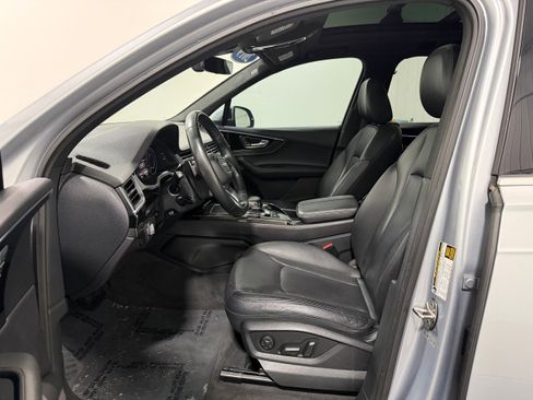 Used 2019 Audi Q7 3.0T Premium Plus image 4