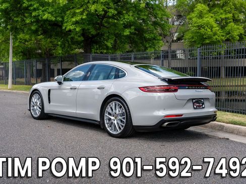 Used 2017 Porsche Panamera 4 w/ Premium Package AWD/4WD image 15