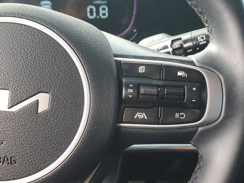 Certified 2024 Kia Sportage EX FWD image 21