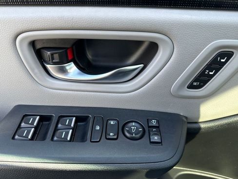 Certified 2023 Honda Pilot Elite image 23