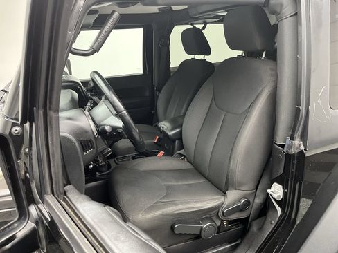 Used 2015 Jeep Wrangler Sport w/ Quick Order Package 23S AWD/4WD image 8