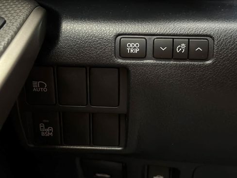 Used 2017 Lexus IS 350 F Sport w/ F Sport Package RWD image 30