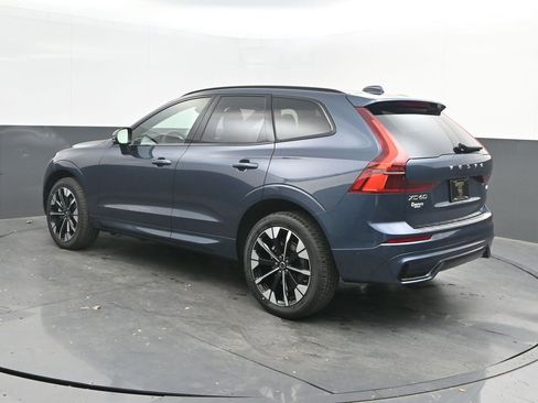 New 2026 Volvo XC60 B5 Plus AWD/4WD image 3