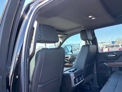 Certified 2022 Chevrolet Silverado 2500 High Country w/ Safety Package II image 24