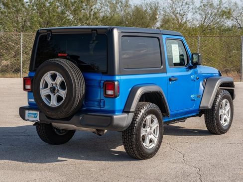 Used 2022 Jeep Wrangler Sport S image 7
