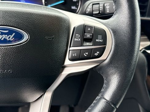 Used 2023 Ford Explorer Limited w/ Equipment Group 301A image 16
