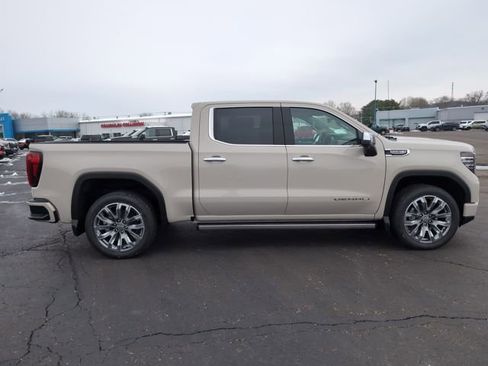 New 2026 GMC Sierra 1500 Denali w/ Denali Reserve Package image 8