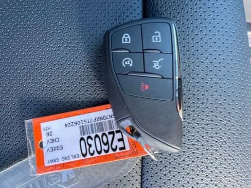New 2026 Chevrolet Equinox EV LT w/ LPO, Tech Bronze Package FWD image 33