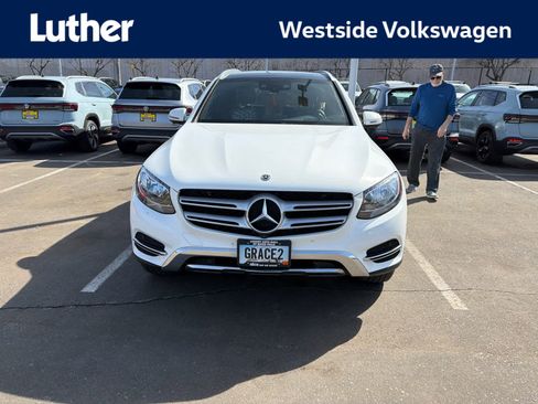 Used 2019 Mercedes-Benz GLC 300 4MATIC image 1