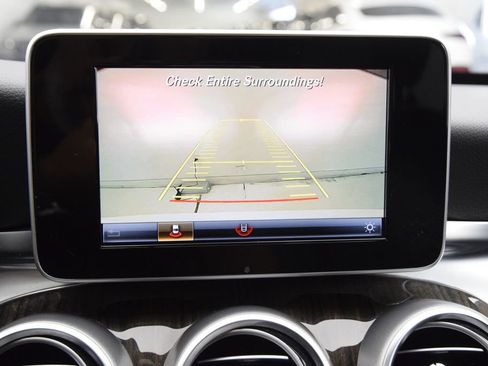 Used 2018 Mercedes-Benz C 300 Sedan image 29
