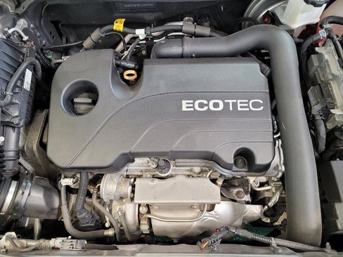 Used 2020 GMC Terrain SLE w/ Driver Convenience Package FWD image 30