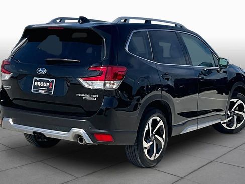 Used 2023 Subaru Forester Touring AWD/4WD image 12