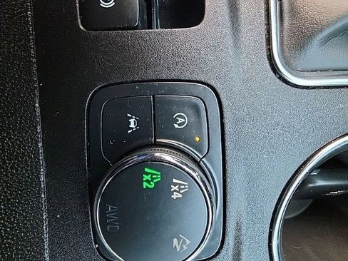 Certified 2023 Chevrolet Traverse LT AWD/4WD image 20