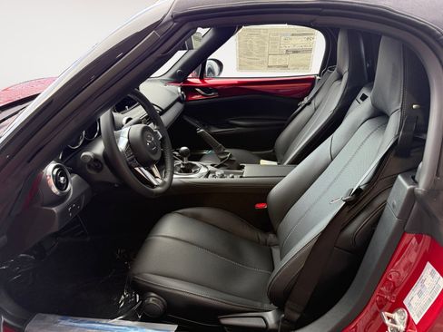 New 2025 MAZDA MX-5 Miata Grand Touring w/ Appearance Package image 10