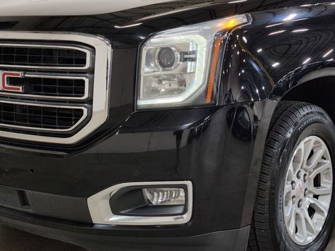 Used 2018 GMC Yukon XL SLT image 14