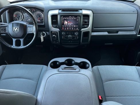 Used 2019 RAM 1500 Classic SLT w/ Luxury Group AWD/4WD image 13