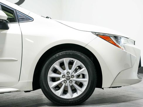 Used 2020 Toyota Corolla XLE FWD image 9