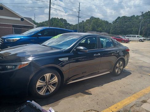 Used 2017 Kia Optima EX FWD image 3