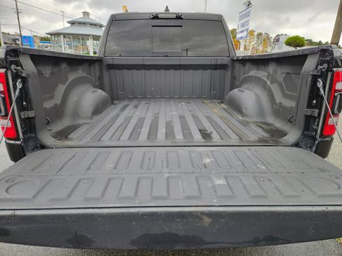 Used 2022 RAM 1500 Limited image 11