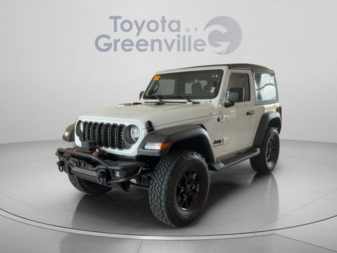 Used 2026 Jeep Wrangler Sport AWD/4WD image 1