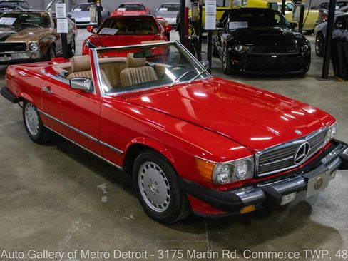 Used 1988 Mercedes-Benz 560 SL image 11