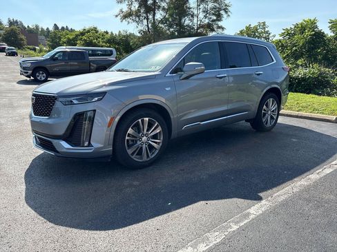 Used 2024 Cadillac XT6 Premium Luxury w/ LPO, Floor Liner Package AWD/4WD image 38