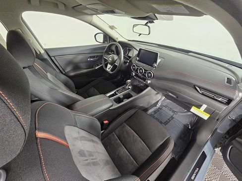New 2025 Nissan Sentra SR image 15