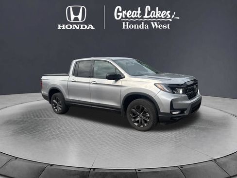 Used 2024 Honda Ridgeline Sport image 7