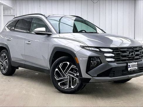 New 2026 Hyundai Tucson Limited AWD/4WD image 1