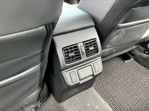 Used 2018 Subaru Outback 2.5i Limited AWD/4WD image 10