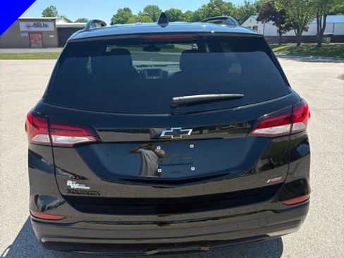 Used 2024 Chevrolet Equinox RS w/ LPO, Floor Liner Package FWD image 5