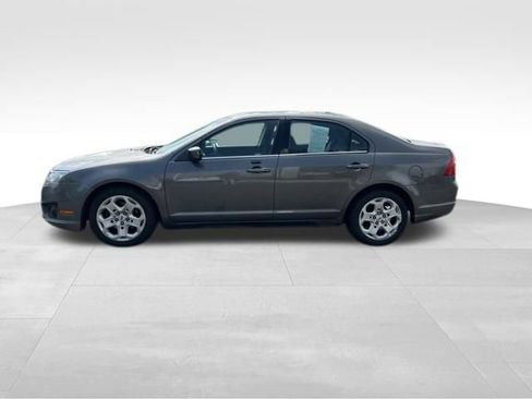 Used 2011 Ford Fusion SE w/ 202A Rapid Spec Order Code FWD image 4