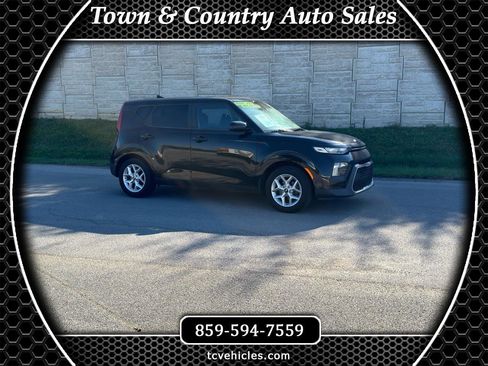 Used 2020 Kia Soul S image 1
