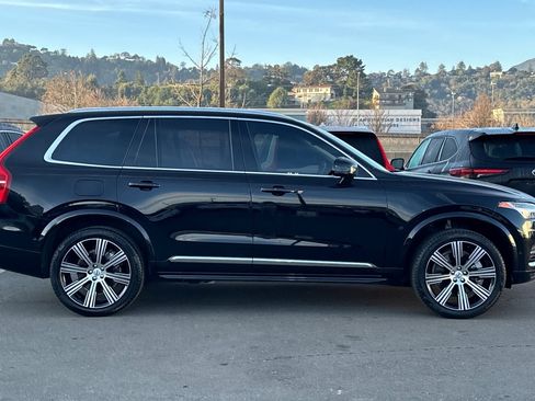 Certified 2025 Volvo XC90 T8 Ultra w/ Protection Package Premier image 9