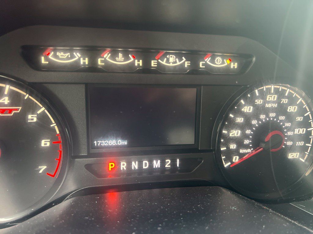 Used 2017 Ford F150 XLT w/ Equipment Group 302A Luxury AWD/4WD image 16