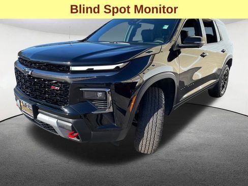 Used 2025 Chevrolet Traverse Z71 w/ LPO, Floor Liner Package image 5