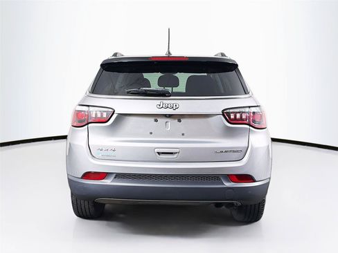 Used 2019 Jeep Compass Limited AWD/4WD image 10