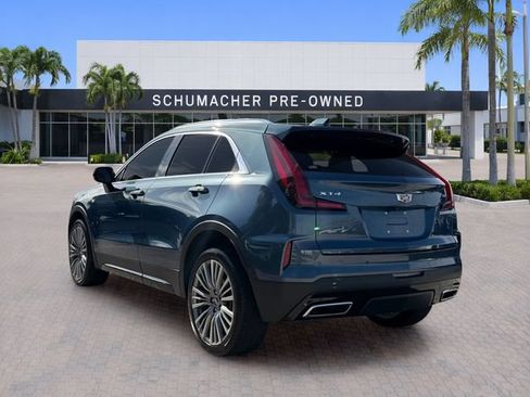 Used 2024 Cadillac XT4 Premium Luxury w/ Cold Weather Package FWD image 5
