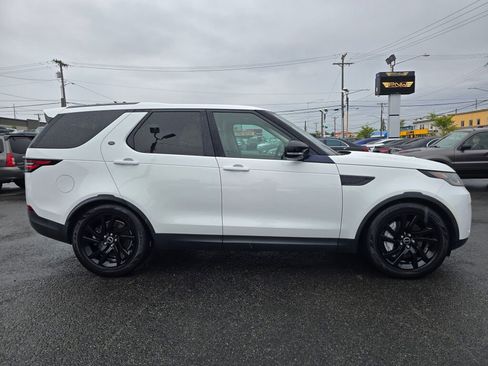 Used 2018 Land Rover Discovery HSE AWD/4WD image 5