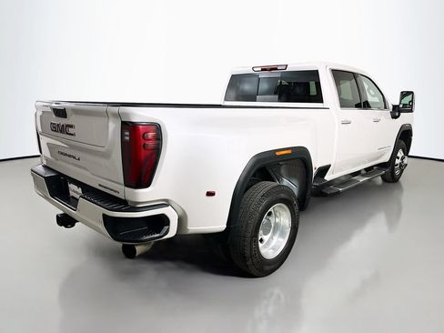 Used 2025 GMC Sierra 3500 Denali AWD/4WD image 7