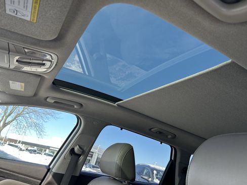 Used 2019 Hyundai Santa Fe Limited image 22