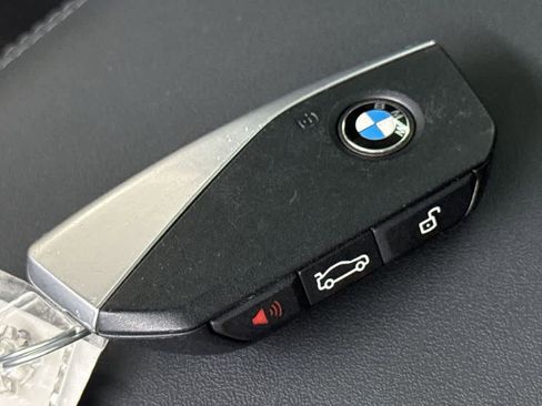 Used 2025 BMW X3 xDrive30i image 28