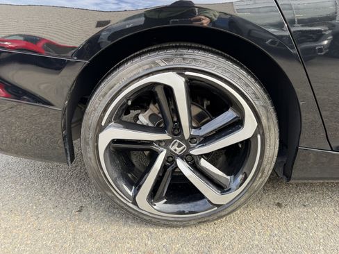 Used 2022 Honda Accord Sport image 9