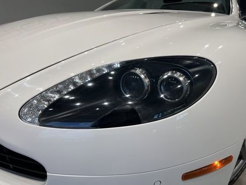 Used 2013 Aston Martin V8 Vantage Roadster image 14